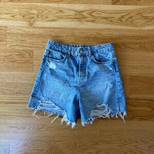 Zara Ripped Denim Shorts – Size 6 / Mid Blue